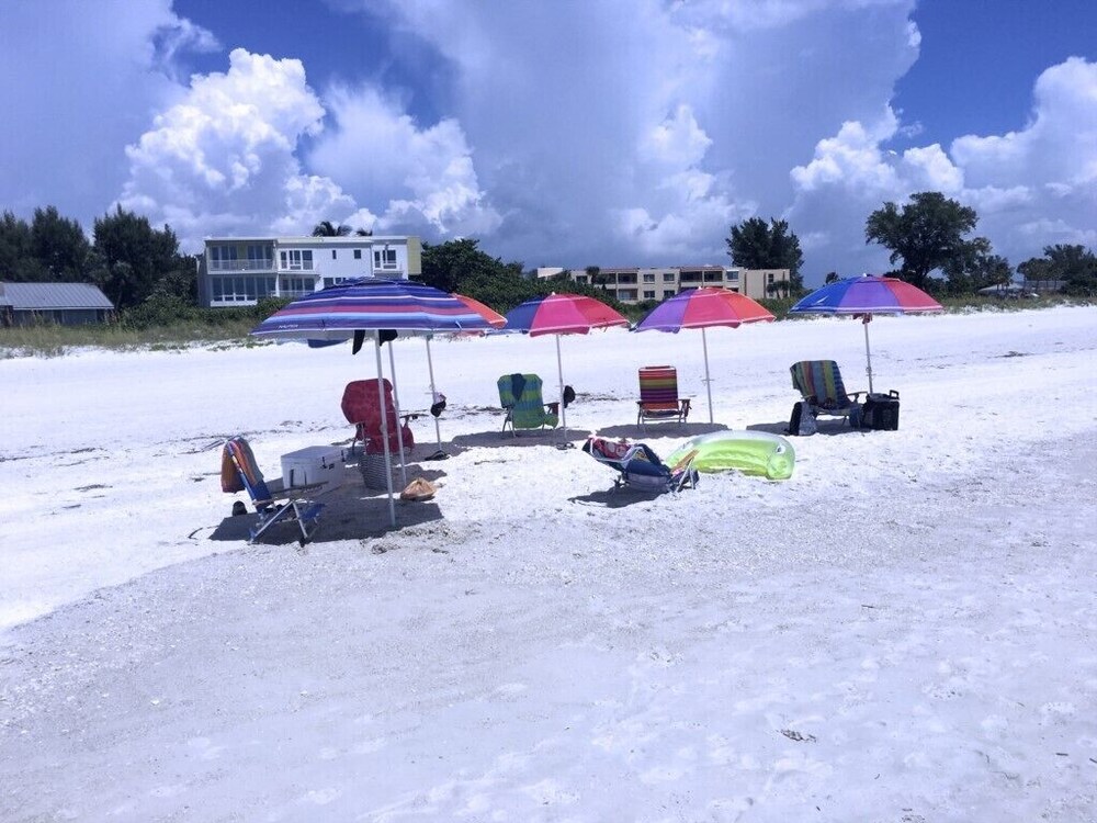 The Anna Maria Island Beach Paradise 5 - photo 23