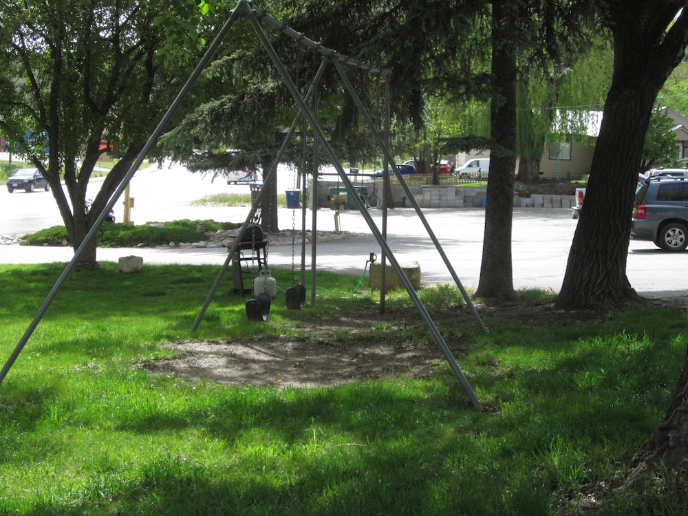 Wapiti Self Service Lodge - photo 26