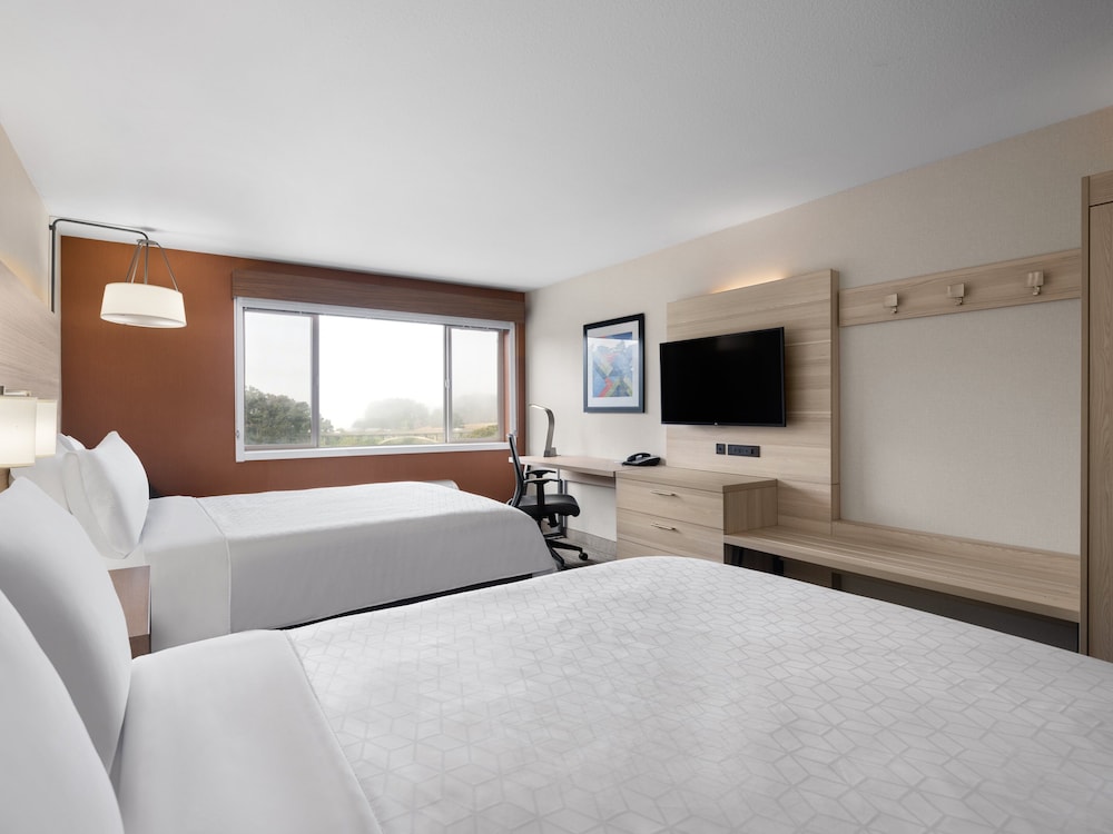 Holiday Inn Express Ft Bragg by IHG - photo 10