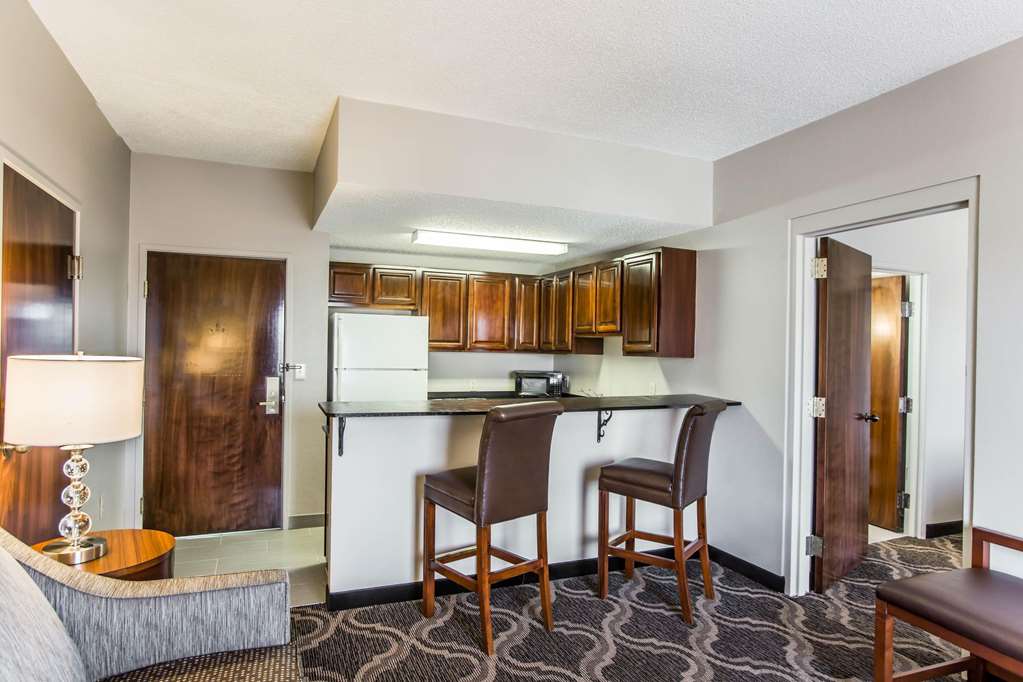 Comfort Suites Pineville Ballantyne Area - photo 20