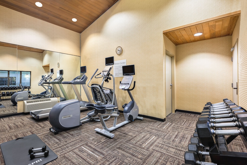 Holiday Inn Express & Suites Gillette by IHG - photo 20