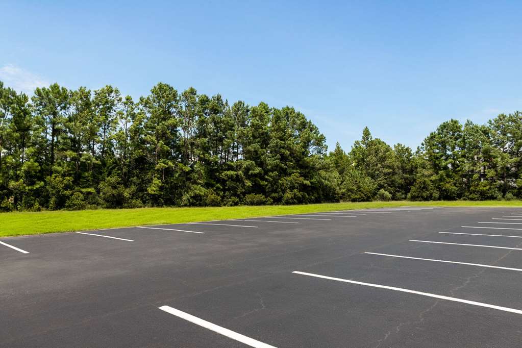 Days Inn by Wyndham Shallotte - photo 36