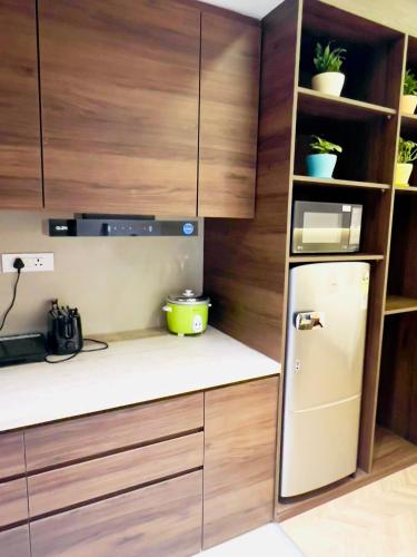Luxury Studio Apartment 5th Floor