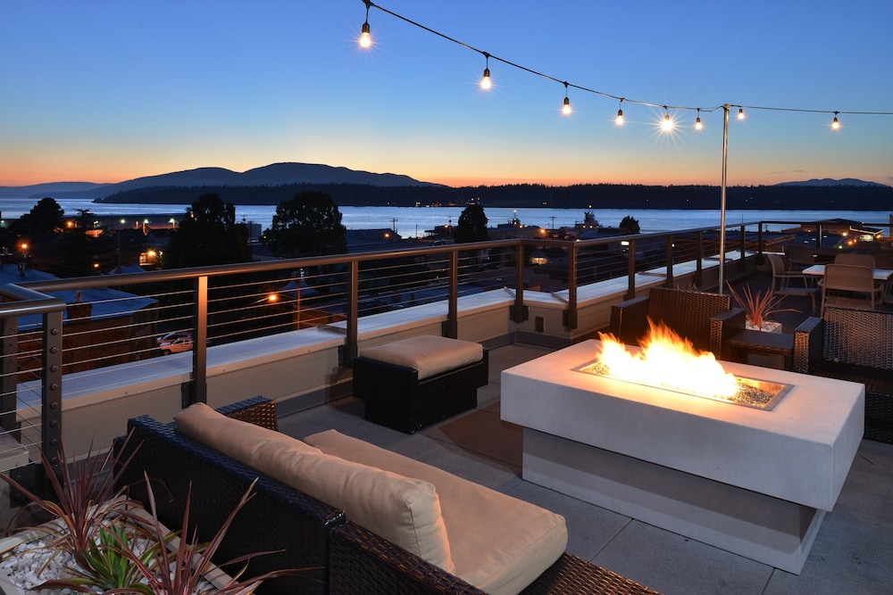Majestic Inn & Spa - photo 90