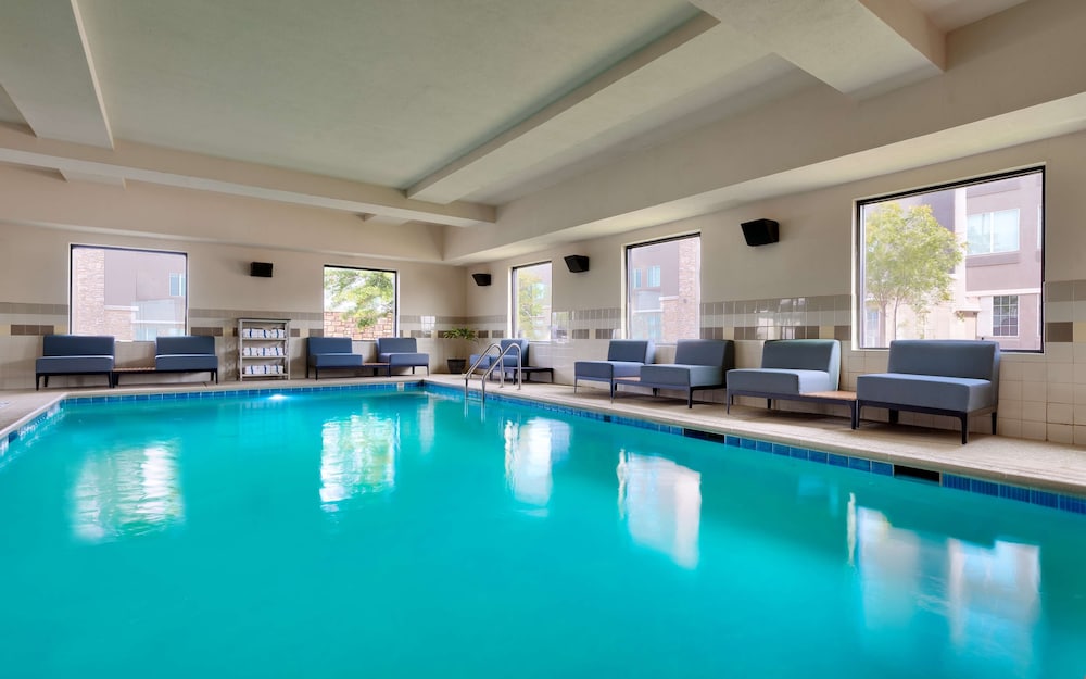 Hampton Inn & Suites Ft. Worth Burleson - photo 21