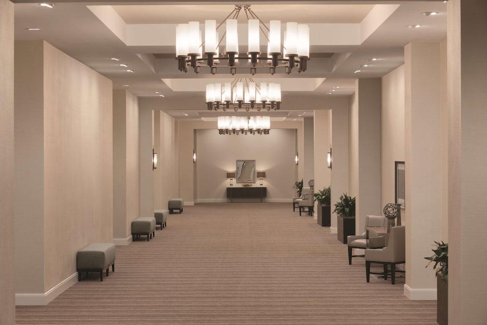 Embassy Suites Oklahoma City Downtown Medical Center - photo 25