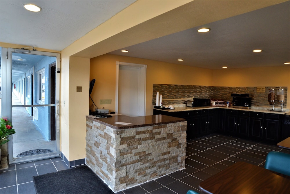 Rodeway Inn Rawlins - photo 17