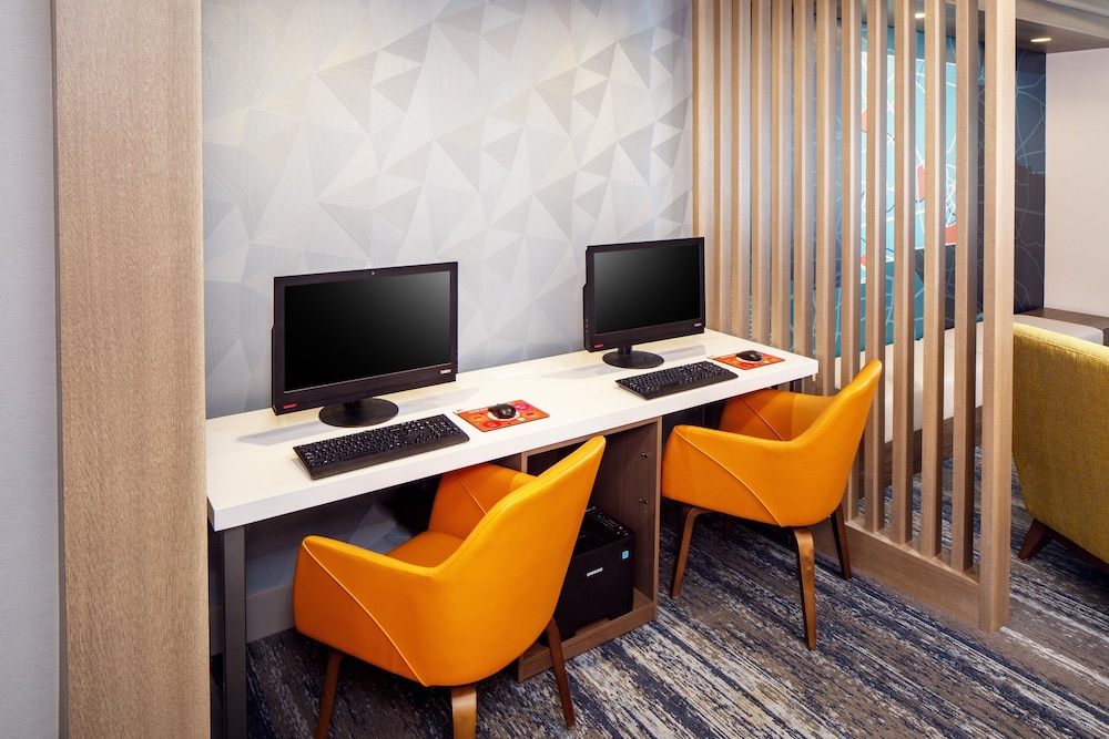 Holiday Inn Express & Suites Los Alamos Entrada Park by IHG - photo 37