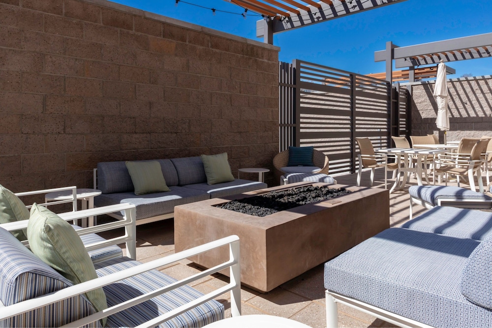 TownePlace by Marriott Suites Buckeye Verrado - photo 18