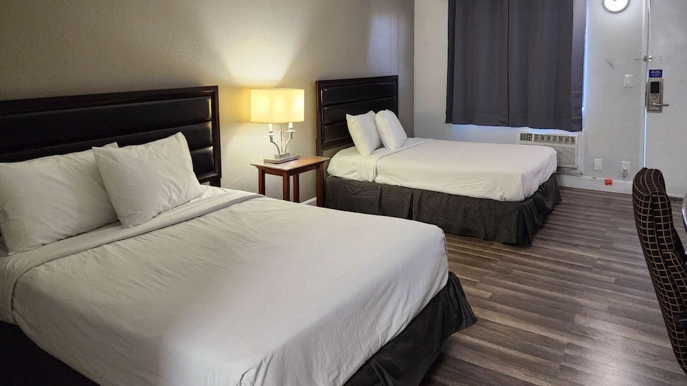 Motel 6 Henderson NV - photo 8