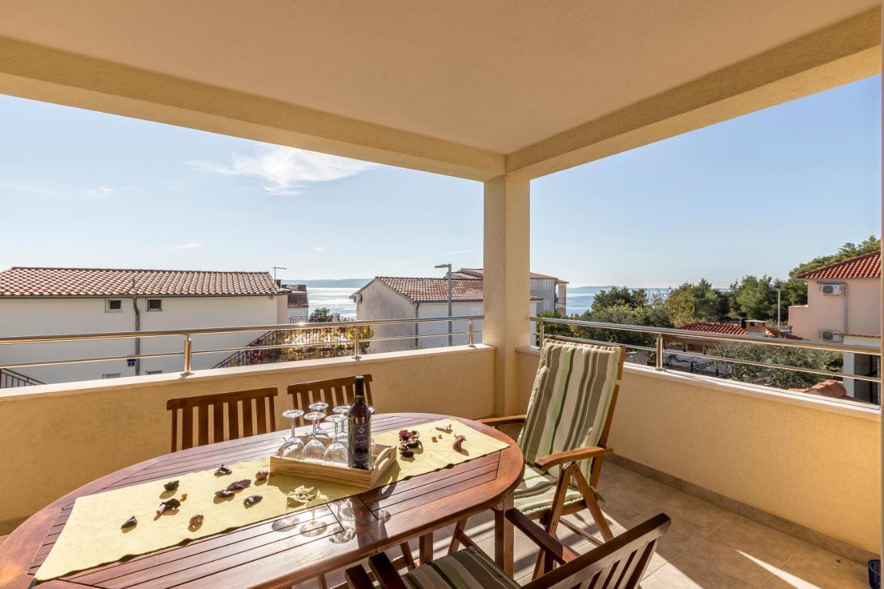 Apart Sa Terasom 250m Od Plaze Parking Wi Fi Rostilj — 4-Star Luxury Hotel in Okrug Gornji, Croatia