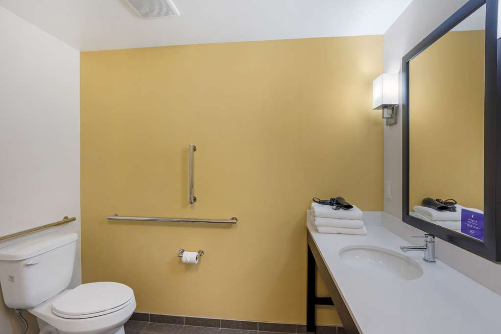 Sleep Inn North Central York - photo 18