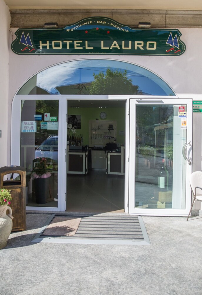 Hotel Lauro — hotel in Gravedona-San Gregorio