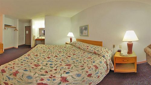 Rodeway Inn Baxter - photo 3