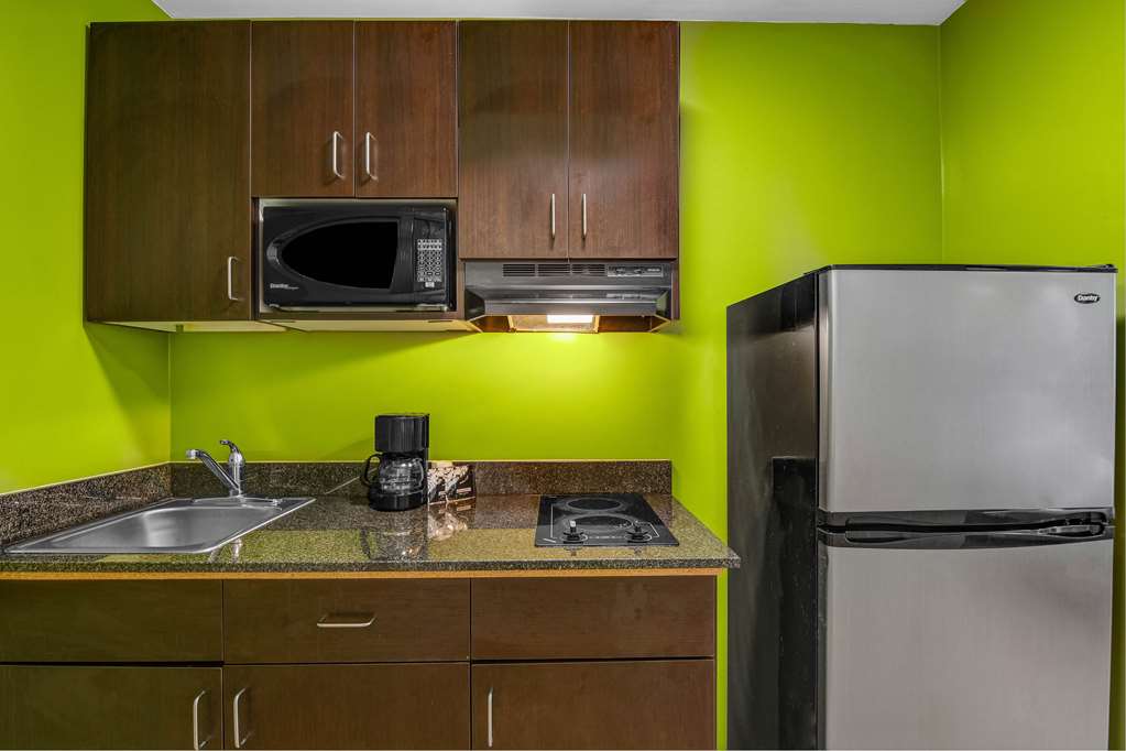 Studio 6 Extended Stay Atlanta GA Chamblee - photo 20