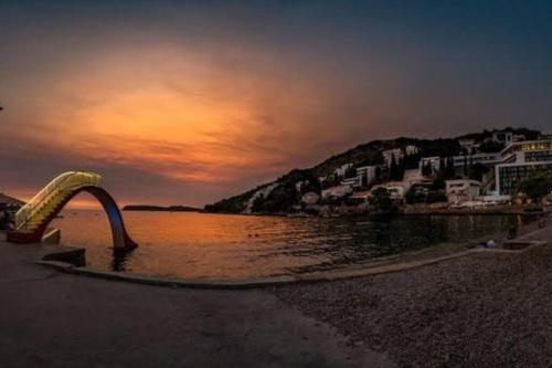 Beachfront Dubrovnik Villa