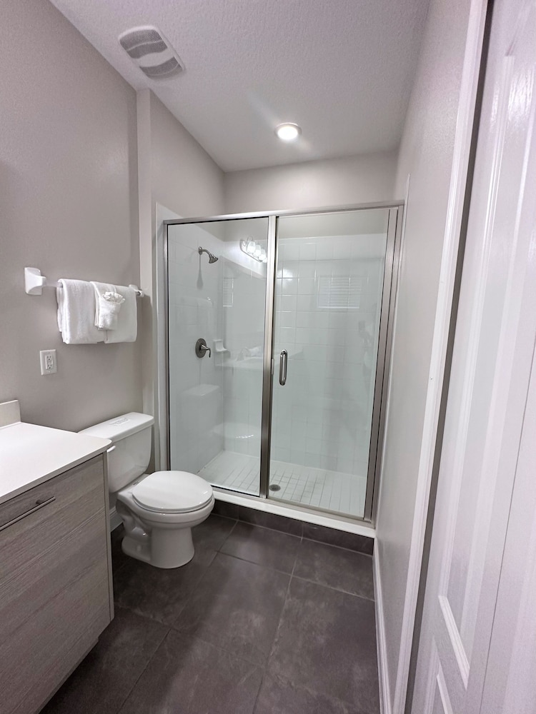 Balmoral Resort 195mcv 4 Bedroom Home by RedAwning - photo 25