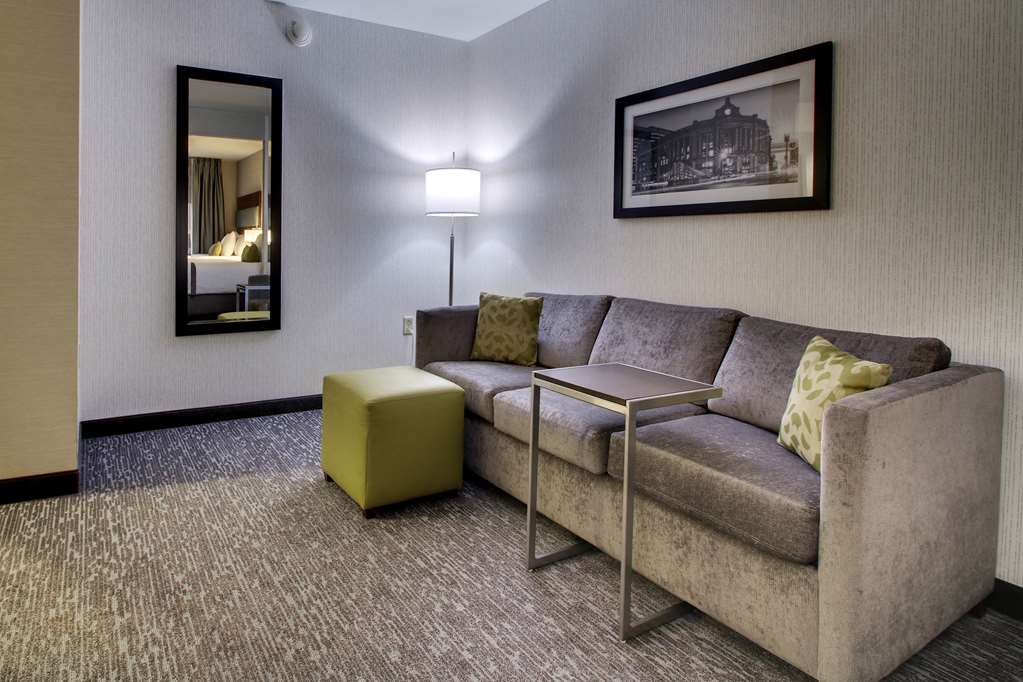Best Western Plus Boston Hotel - photo 17