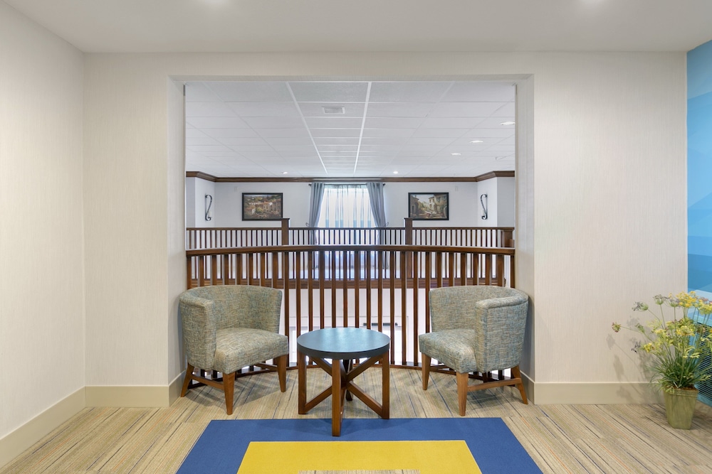 Holiday Inn Express Hotel & Stes Mt. Arlington Rockaway Area by IHG - photo 57