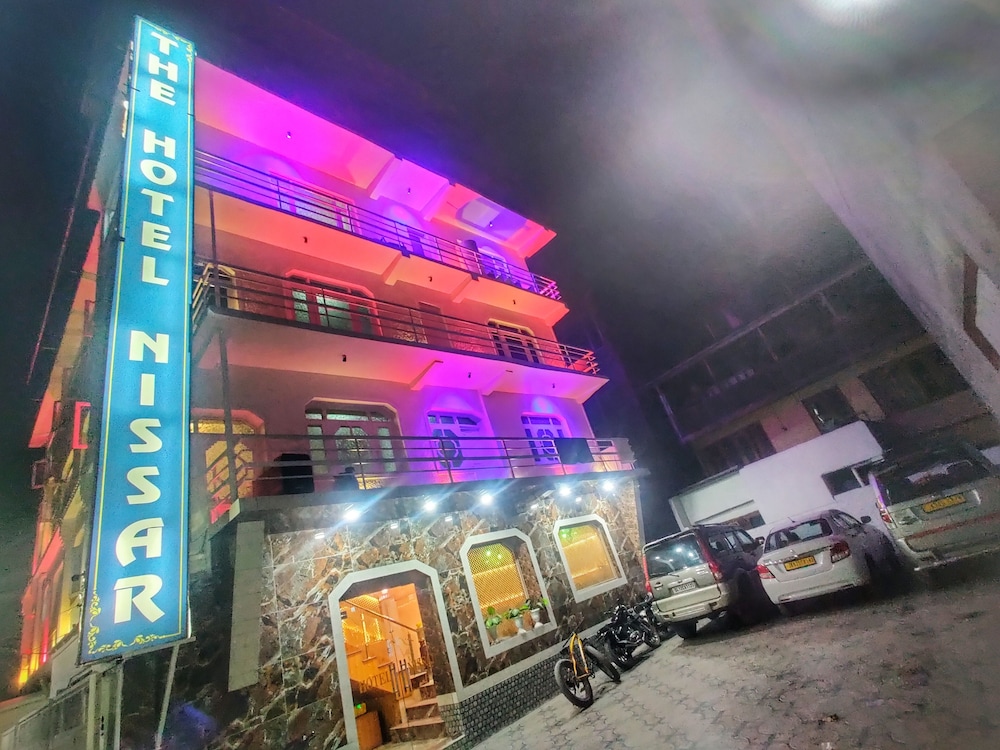 Hotel Nissar - carbon neutral hotel in Srinagar