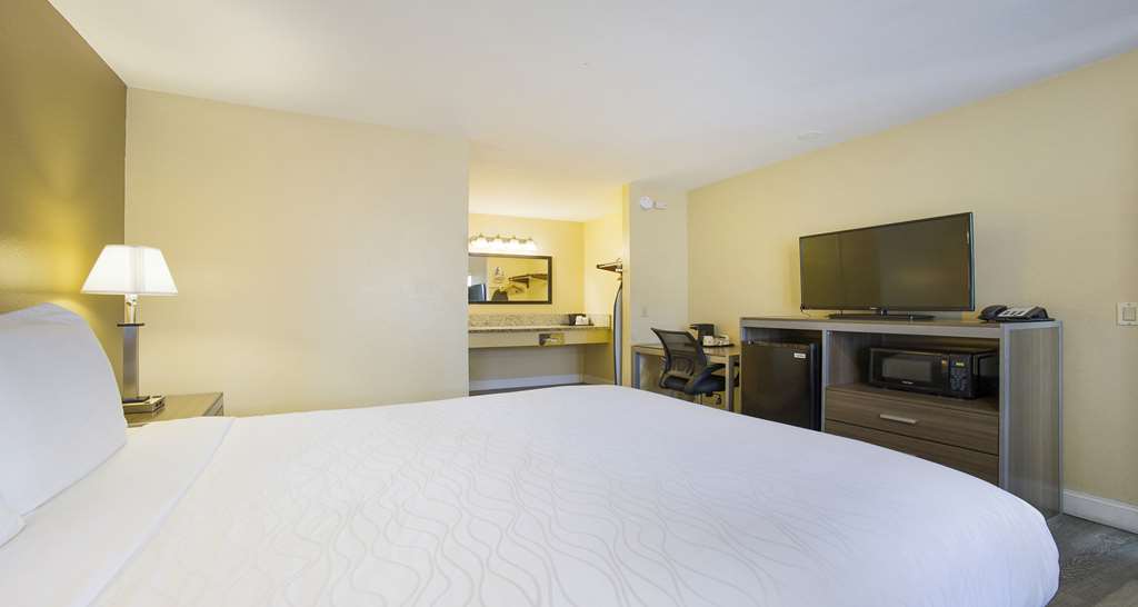 SureStay Plus Hotel by Best Western Sacramento North - photo 15