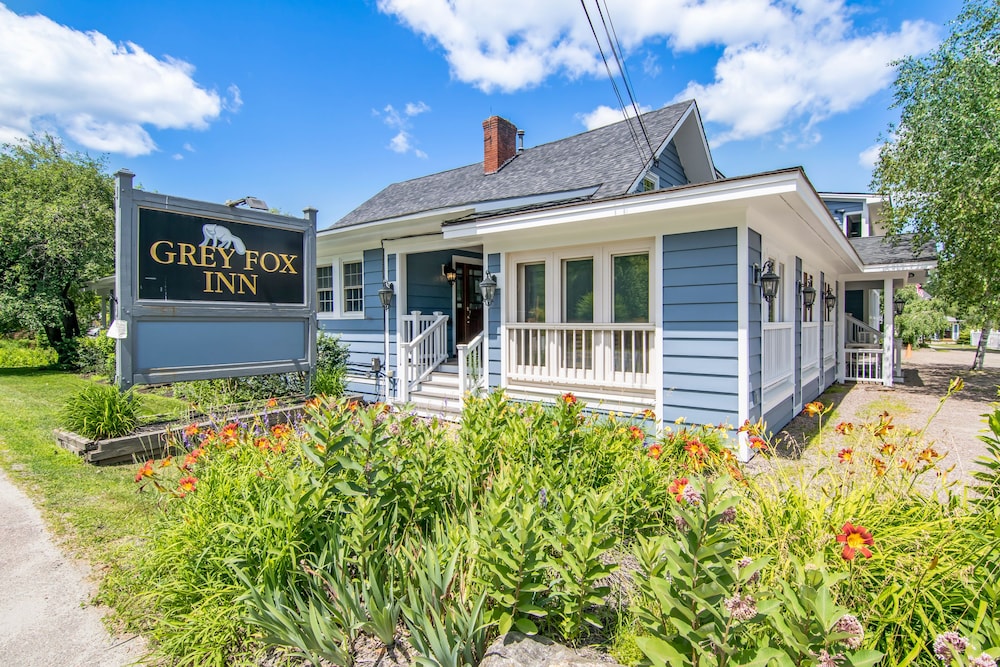 Grey Fox Inn - carbon neutral hotel in Stowe