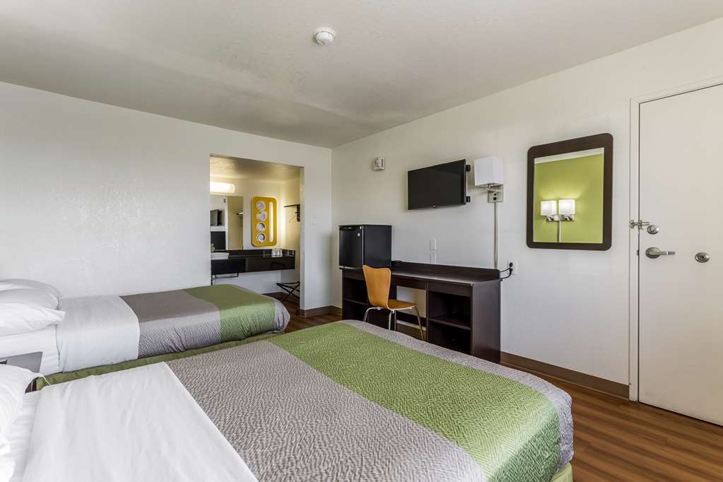 Motel 6 El Paso TX East - photo 12