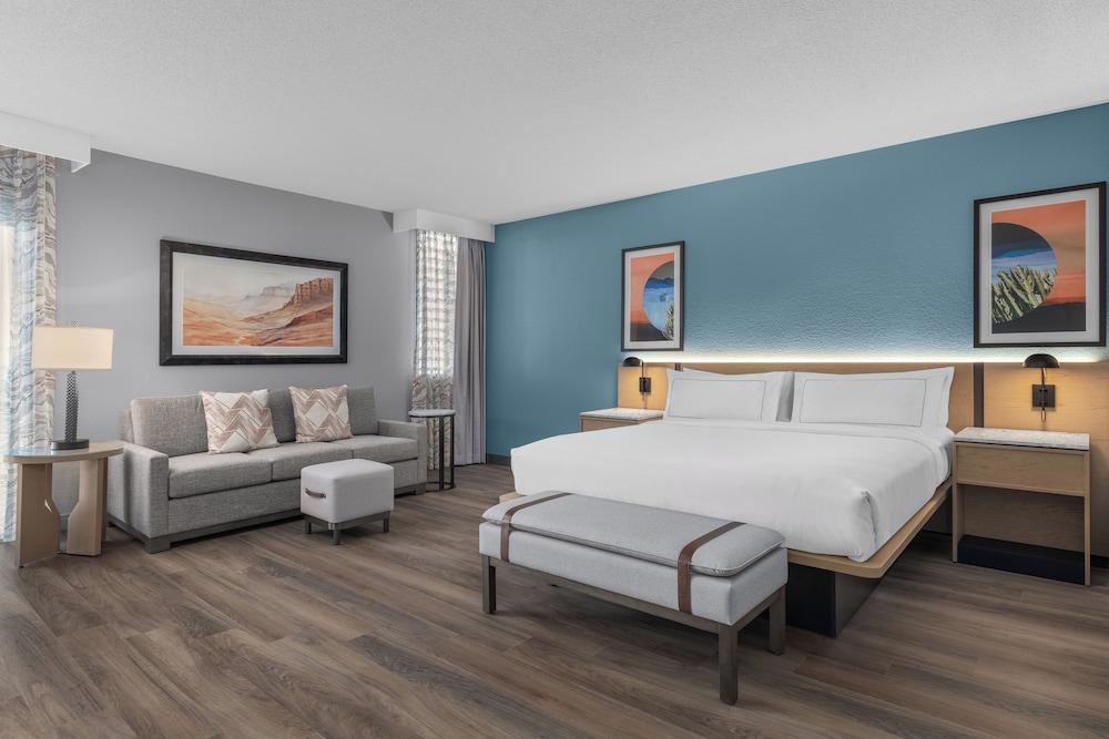 DoubleTree by Hilton Phoenix Midtown - photo 7