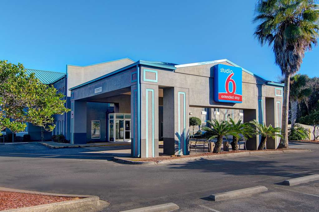 Studio 6 Pensacola FL West I 10 - photo 2