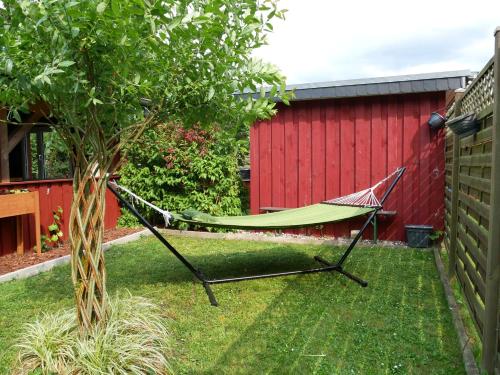Mobilheim In Gartenanlage Am Schmollensee — Sellin