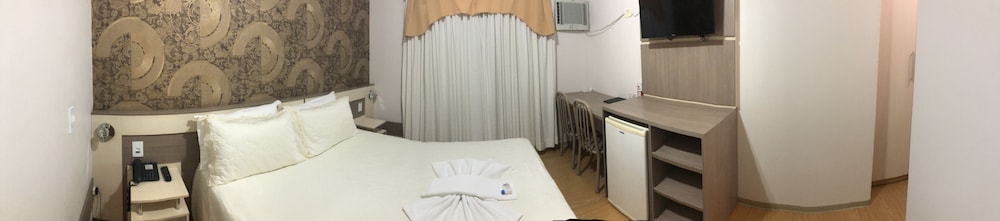 Elite Palace Hotel — Prudentopolis