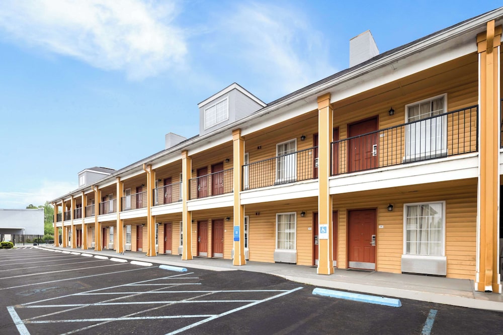 Quality Inn Decatur River City - photo 45