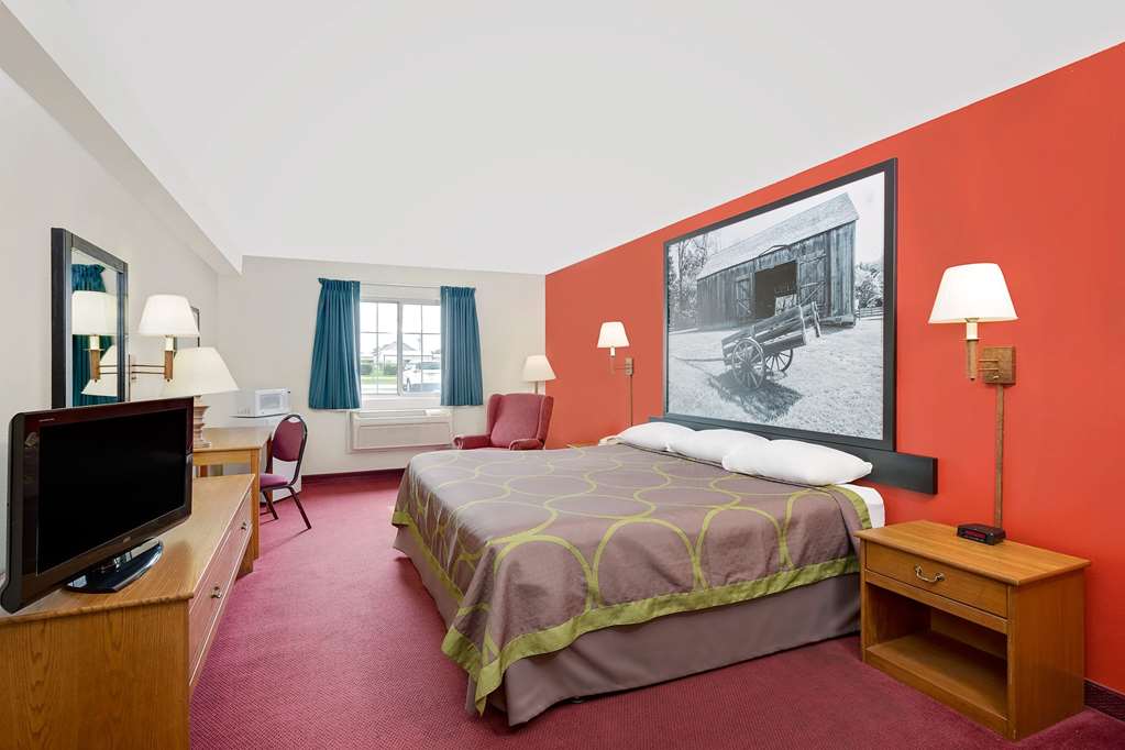 Super 8 by Wyndham Mound City - photo 3