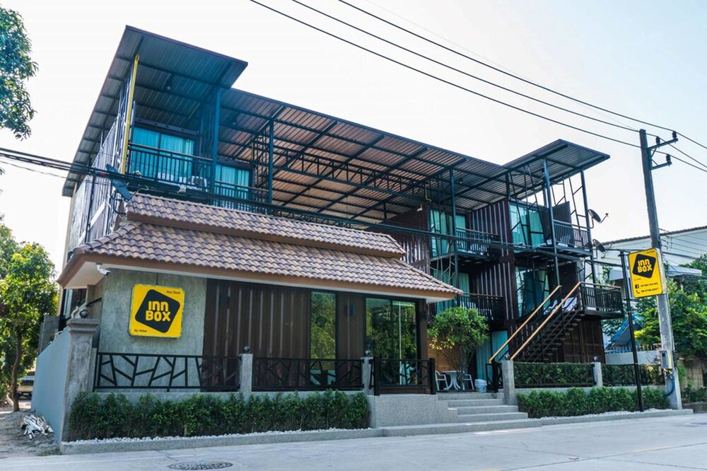 Inn Box Cha Am - carbon neutral hotel in Cha-Am