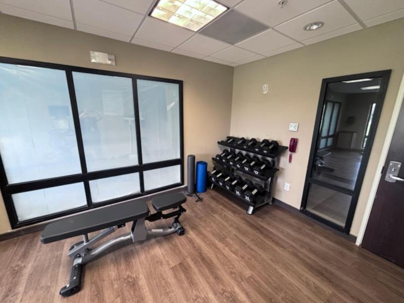 Holiday Inn Express & Suites Springfield Dayton Area by IHG - photo 32