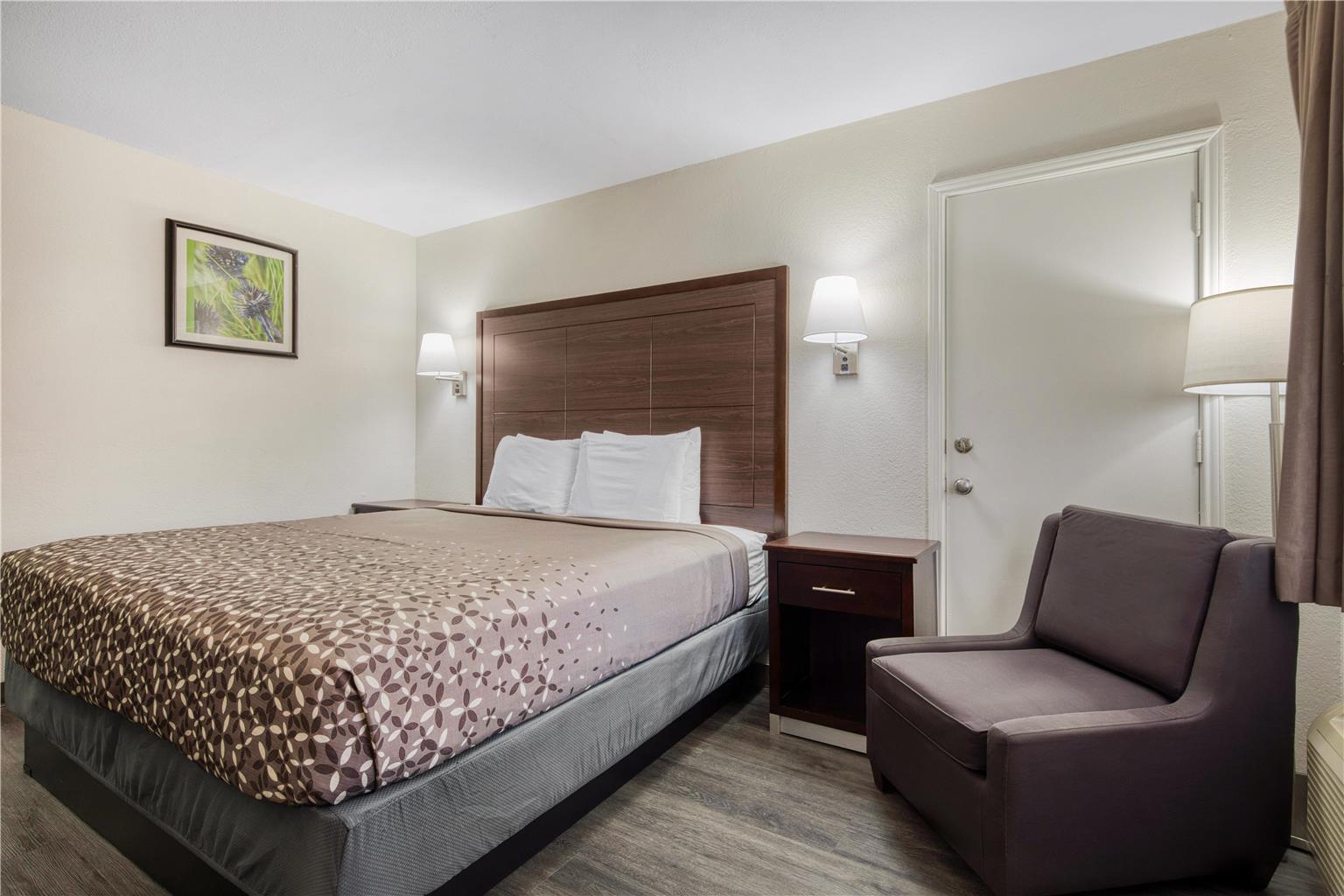 SureStay Hotel by Best Western Terrell - photo 26