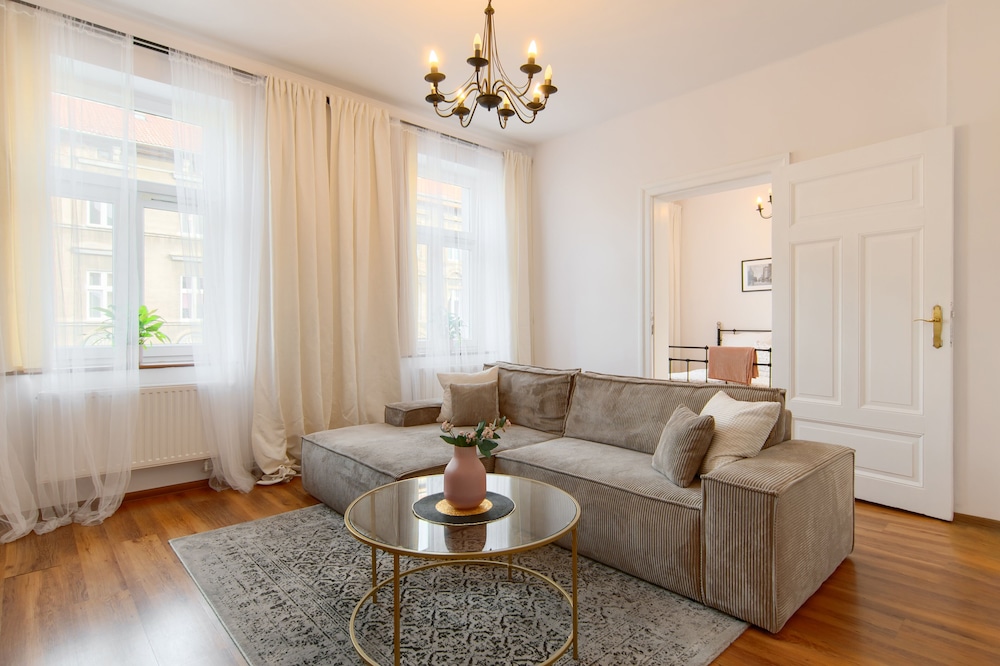 Apartament Nowe Miasto Deptak Chrobrego — 4-Star Luxury Hotel in Gorzow Wielkopolski, Poland