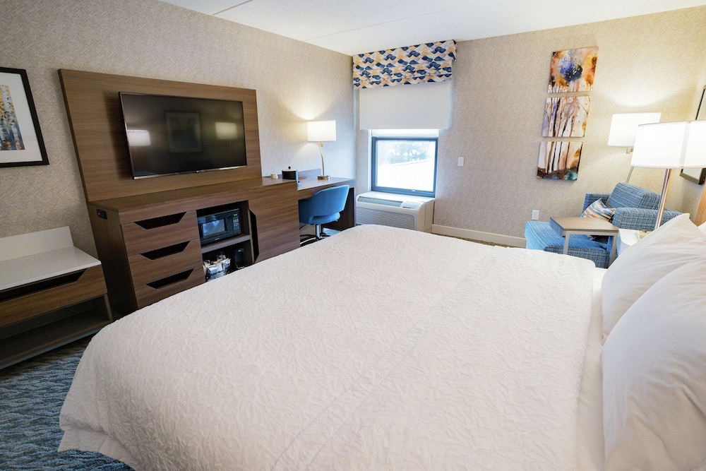 Hampton Inn Clarks Summit - photo 12