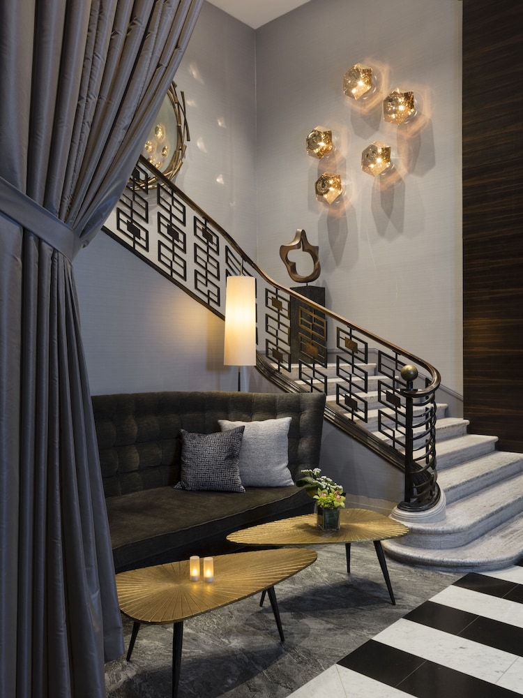Empire Hotel - photo 11