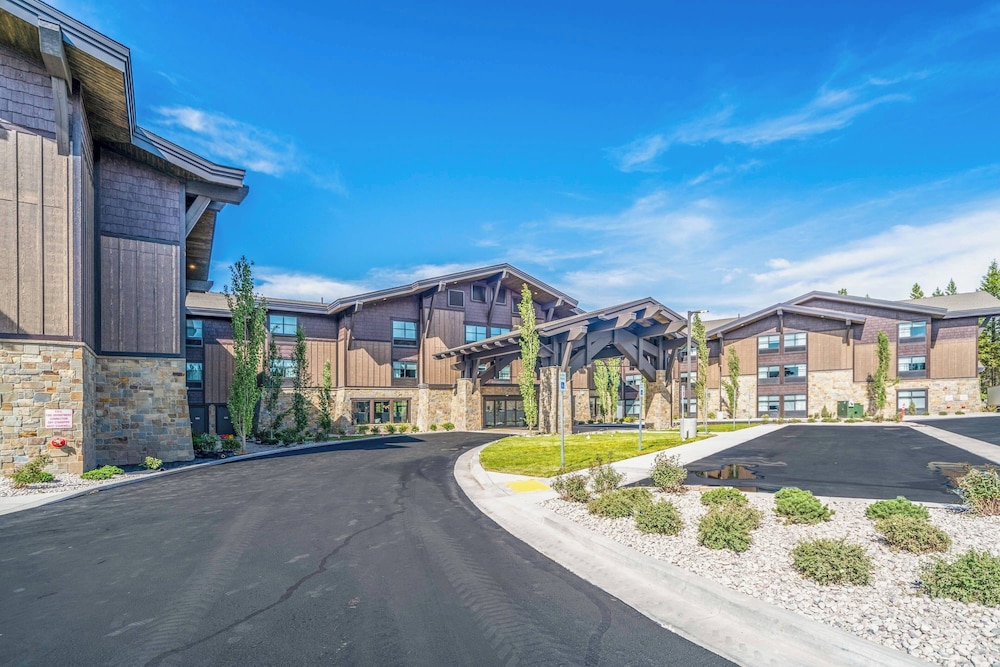 SpringHill Suites by Marriott Island Park Yellowstone - featured photo