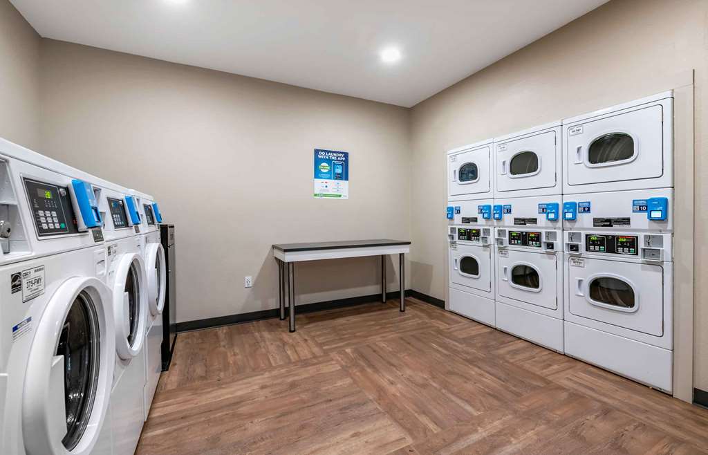 Extended Stay America Premier Suites Tampa Fairgrounds Casin - photo 81