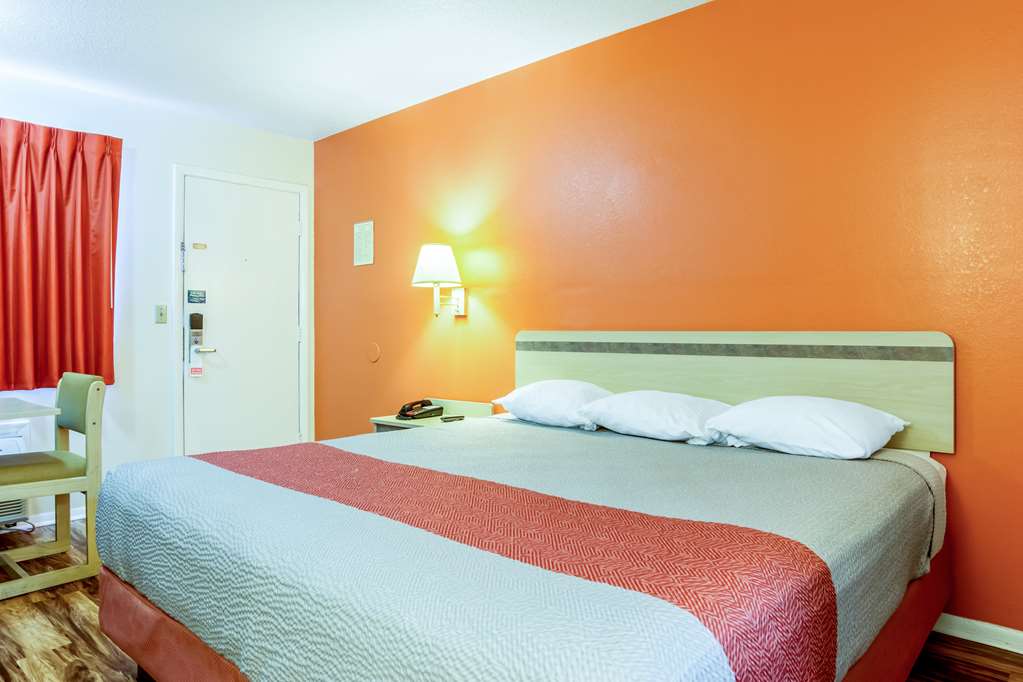 Motel 6 East Ridge TN - photo 8