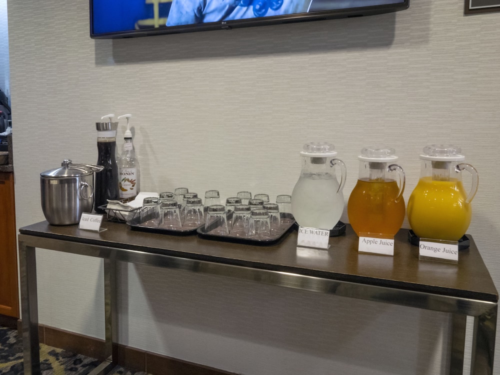 Residence Inn by Marriott Hazleton - photo 40