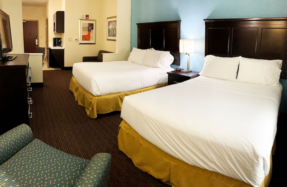 Holiday Inn Express Hotel & Suites Gainesville by IHG - photo 16
