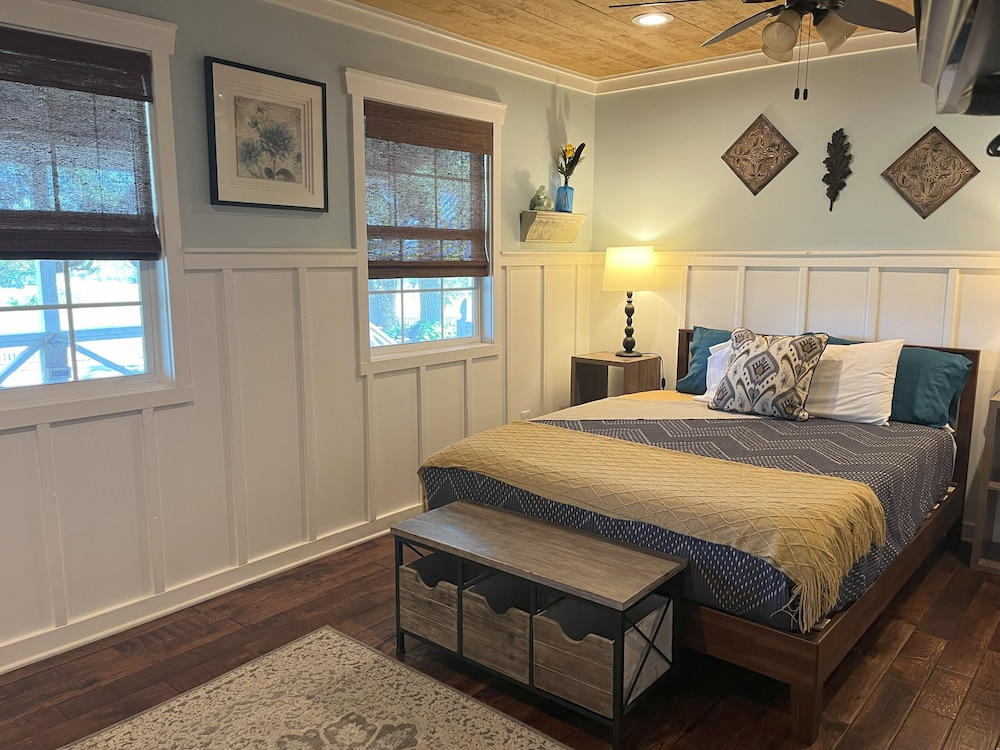 The Alexander at Creek Road - photo 30
