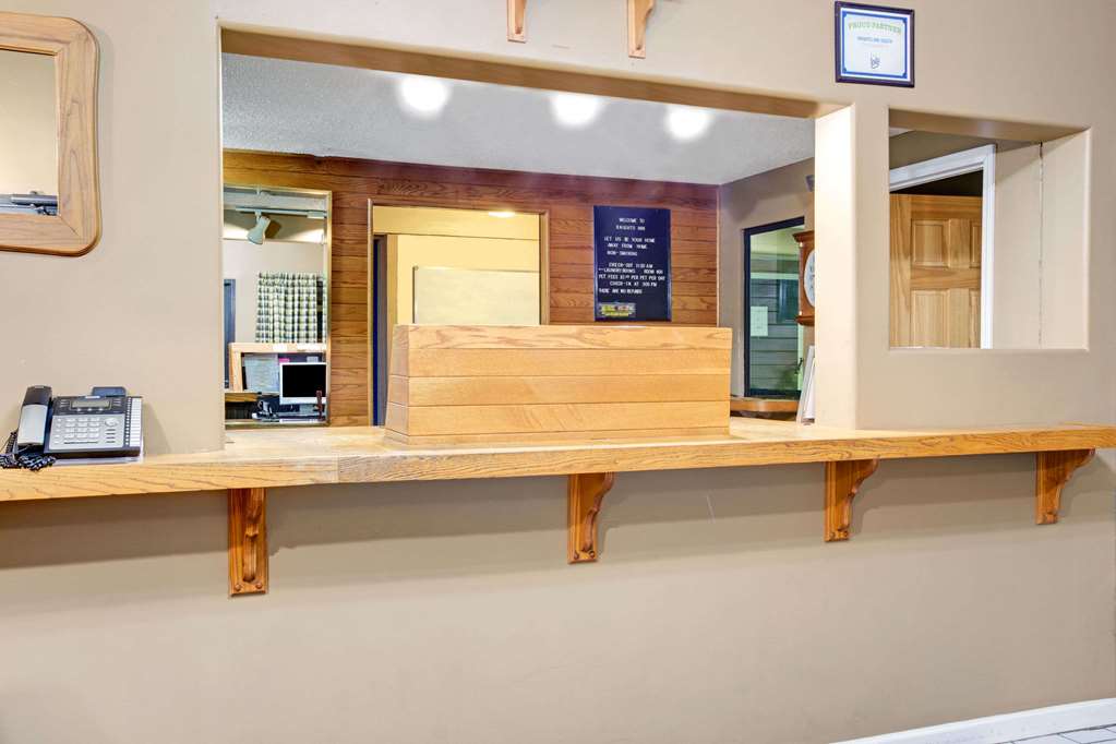 Knights Inn Indianapolis - photo 3