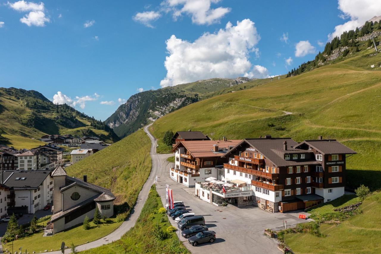 Hotel Enzian — 4-Star Luxury Hotel in Lech, Austria