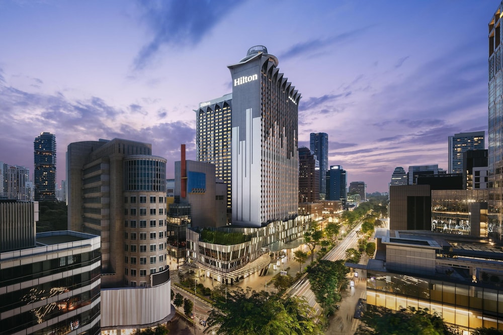 Hilton Singapore Orchard — 5-Star Luxury Hotel in Singapore, Singapore