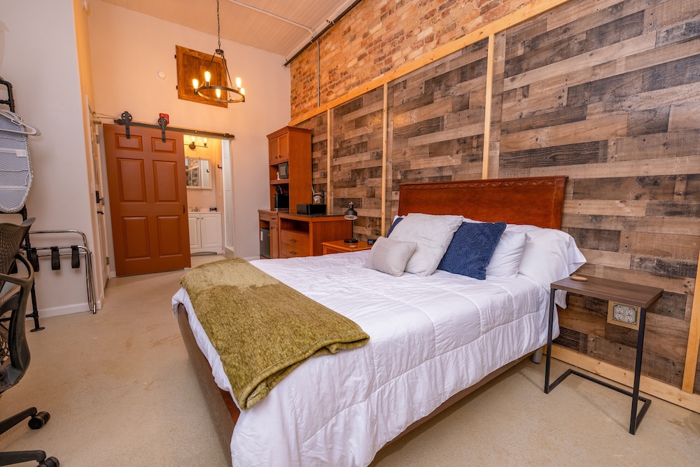 Hartwell Suites - photo 46