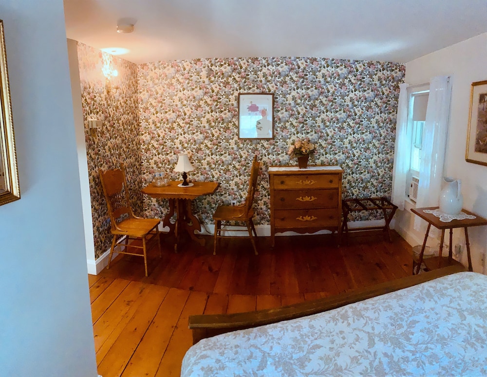 Old Orchard Beach Inn - photo 20